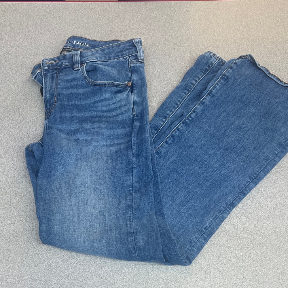 American Eagle Outfitters Men's Classic Blue Straight Jeans